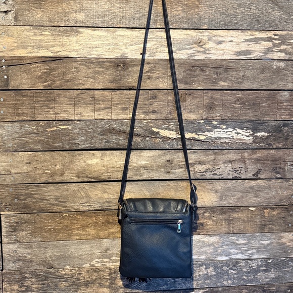 💰BOGO FREE Vegan Leather Shoulder Crossbody Bag with Tassels - Picture 4 of 10